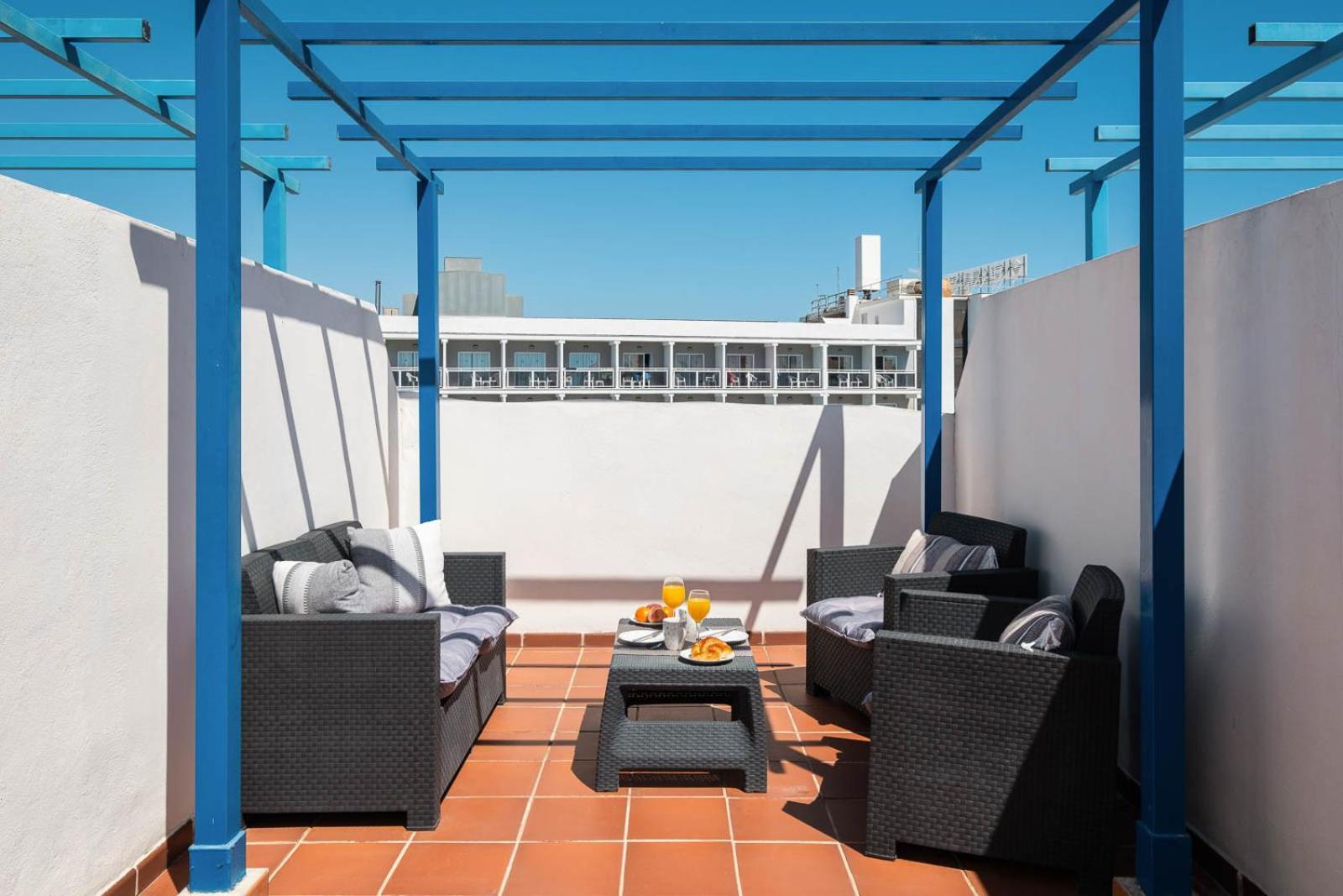 Patos Sunset By Alfresco Apartment